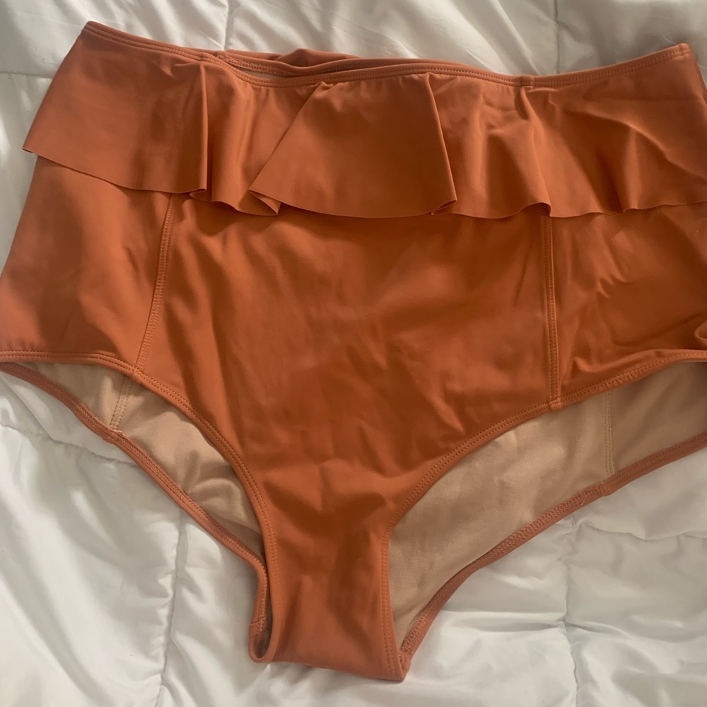 Kortni Jeane Cashew Peplum Bottoms
